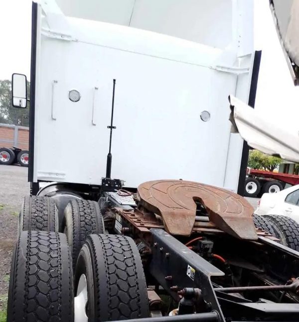 Kenworth T800 2001 - Imagen 4