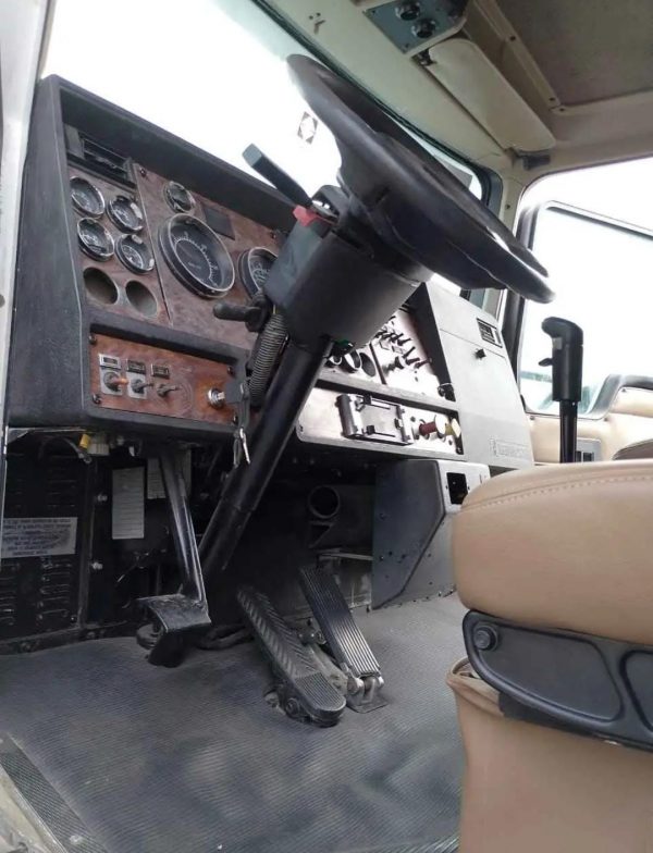 Kenworth T800 2001 - Imagen 8