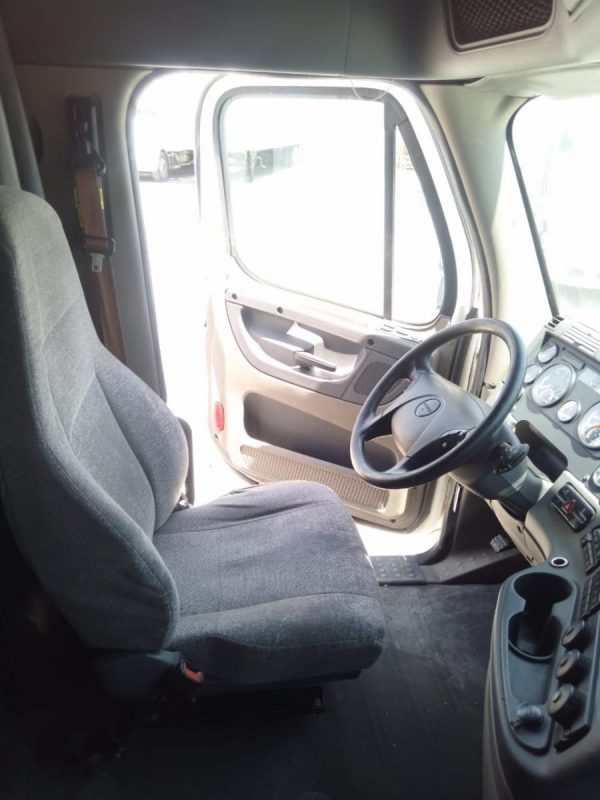 Freightliner Cascadia 2020 - Imagen 8