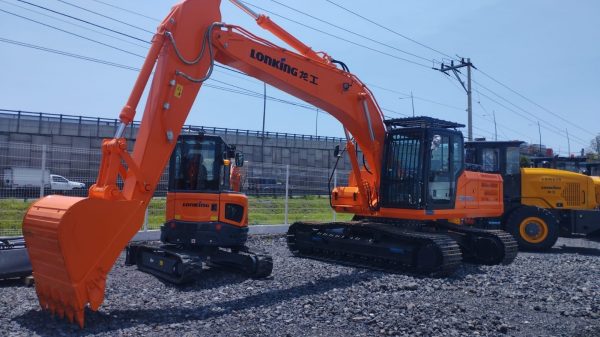 Excavadora Sobre Orugas Lonking CMD6225 - Imagen 8