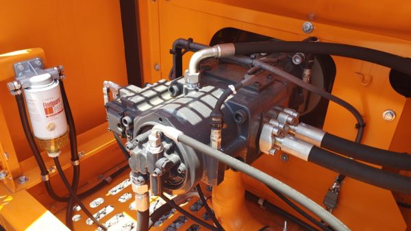 Excavadora Sobre Orugas Lonking CMD6225 - Imagen 12