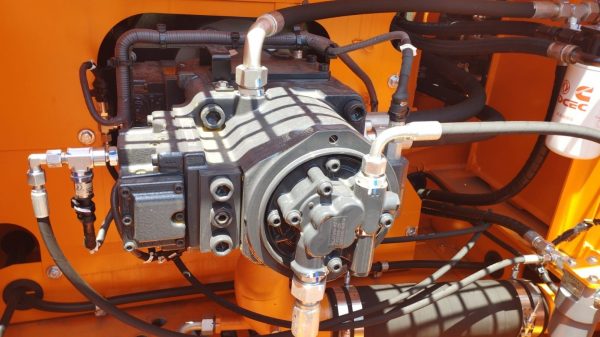 Excavadora Sobre Orugas Lonking CMD6225 - Imagen 14